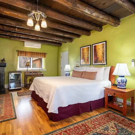 Bed & Breakfast Of The Turquoise Bear 3*