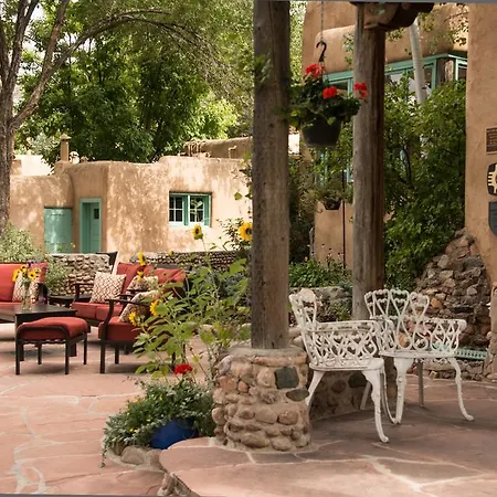 Of The Turquoise Bear Bed & Breakfast