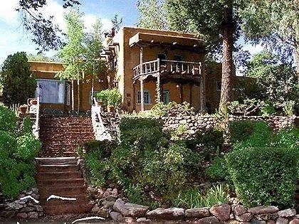 Bed & Breakfast Of The Turquoise Bear