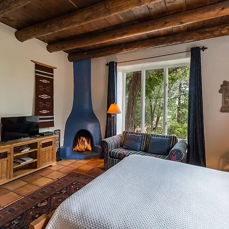Bed & Breakfast Of The Turquoise Bear