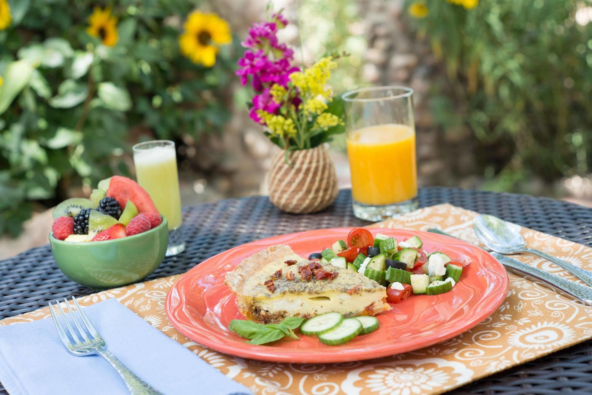 Bed & Breakfast Of The Turquoise Bear Santa Fe