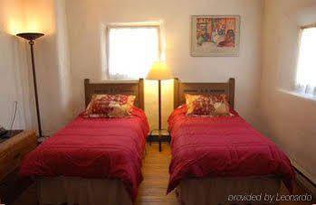 Bed & Breakfast Of The Turquoise Bear
