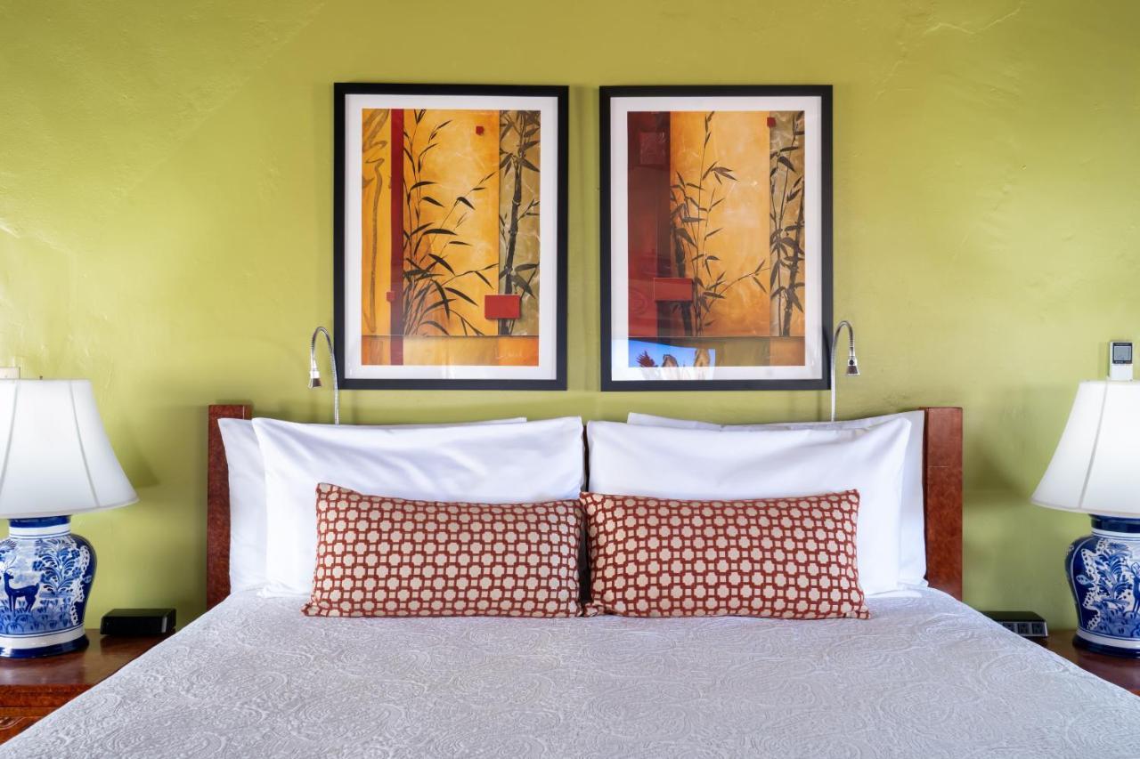 Of The Turquoise Bear Bed and breakfast Santa Fe
