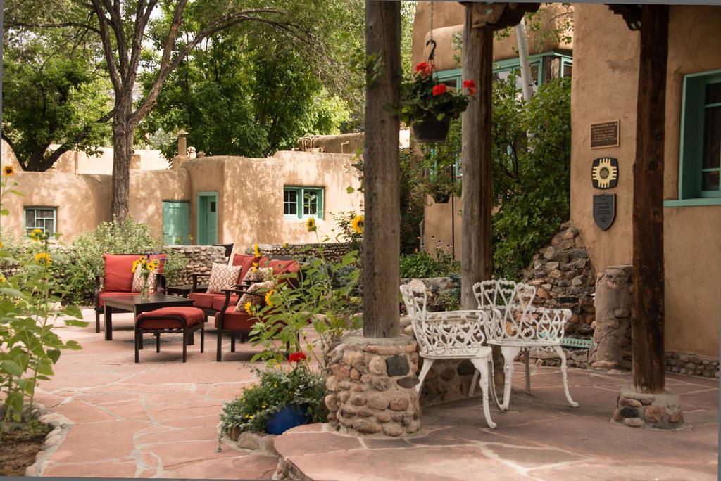 Of The Turquoise Bear Bed & Breakfast